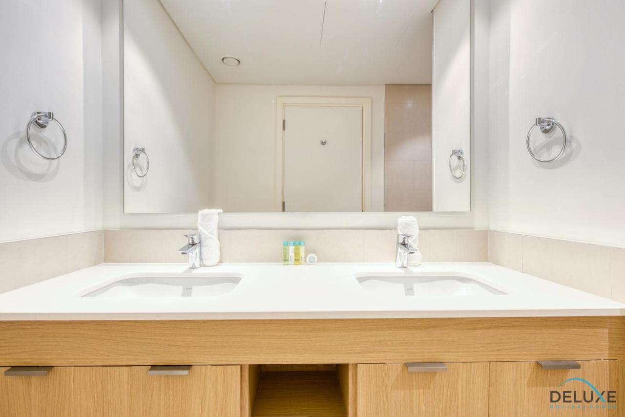 Apartment Exquisite 2br In Golf Views, Emaar South By Deluxe Dubai